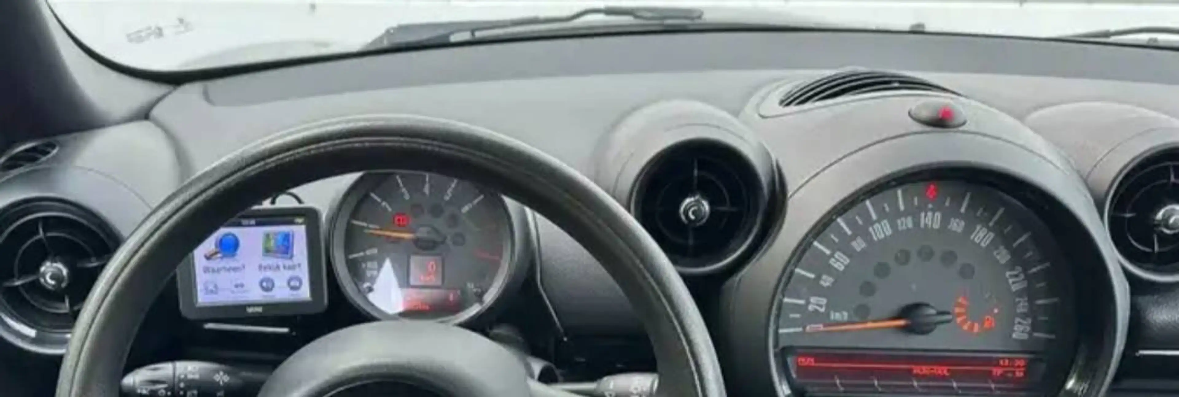 MINI Cooper D Countryman Mini Countryman 1.6 D "Prêt à immatriculer" GPS, Xénon, Airco — photo 8