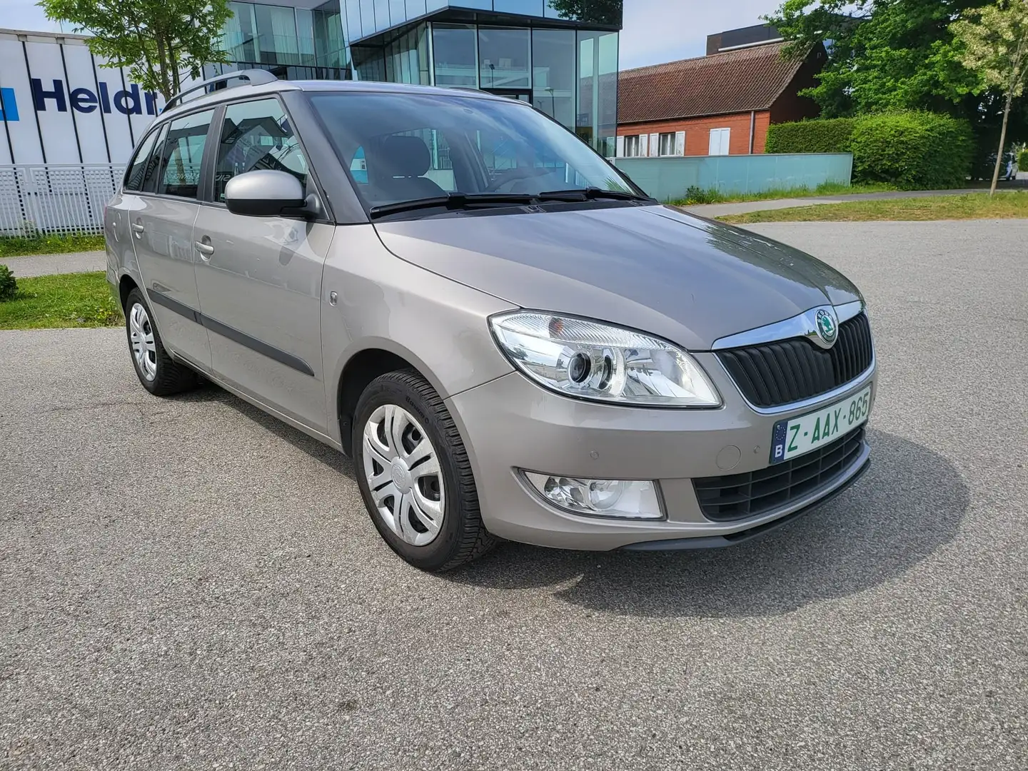 Skoda Fabia SW 1.2 TSI Ambiente DSG Argent - 2