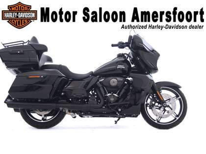 Harley-Davidson Street Glide FLHXU ULTRA