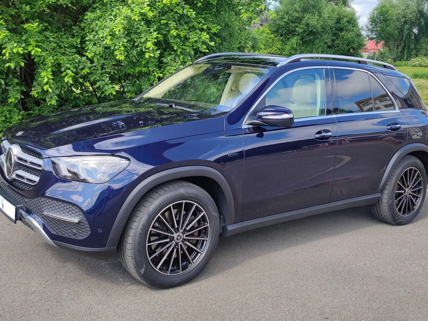 Mercedes-Benz GLE 350 GLE Plugin Hybrid e 4Matic 9G-TRONIC Blau - 1