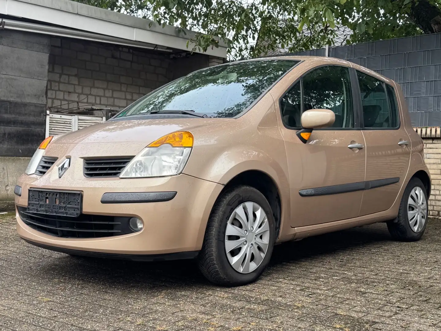 Renault Modus Cite AUTOMATIK+TEMPO+KLIMA+TÜV 07.2026 Braun - 2