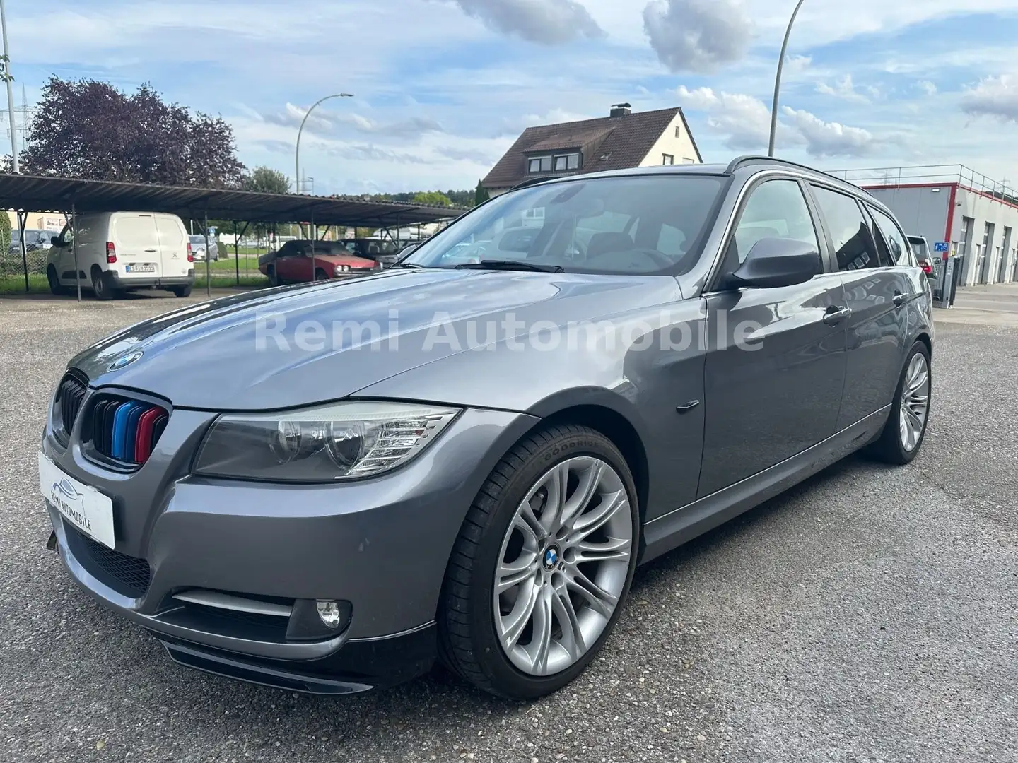 BMW 320 Baureihe 3 Touring Edition 320d E91 Gris - 1