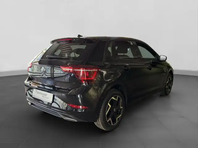 Volkswagen Polo view 3