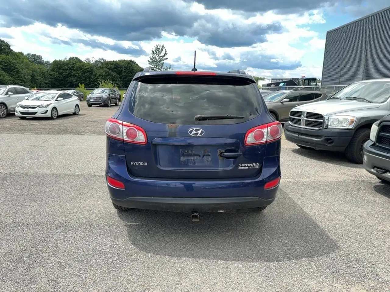 Hyundai SANTA FE photo Hyundai SANTA FE