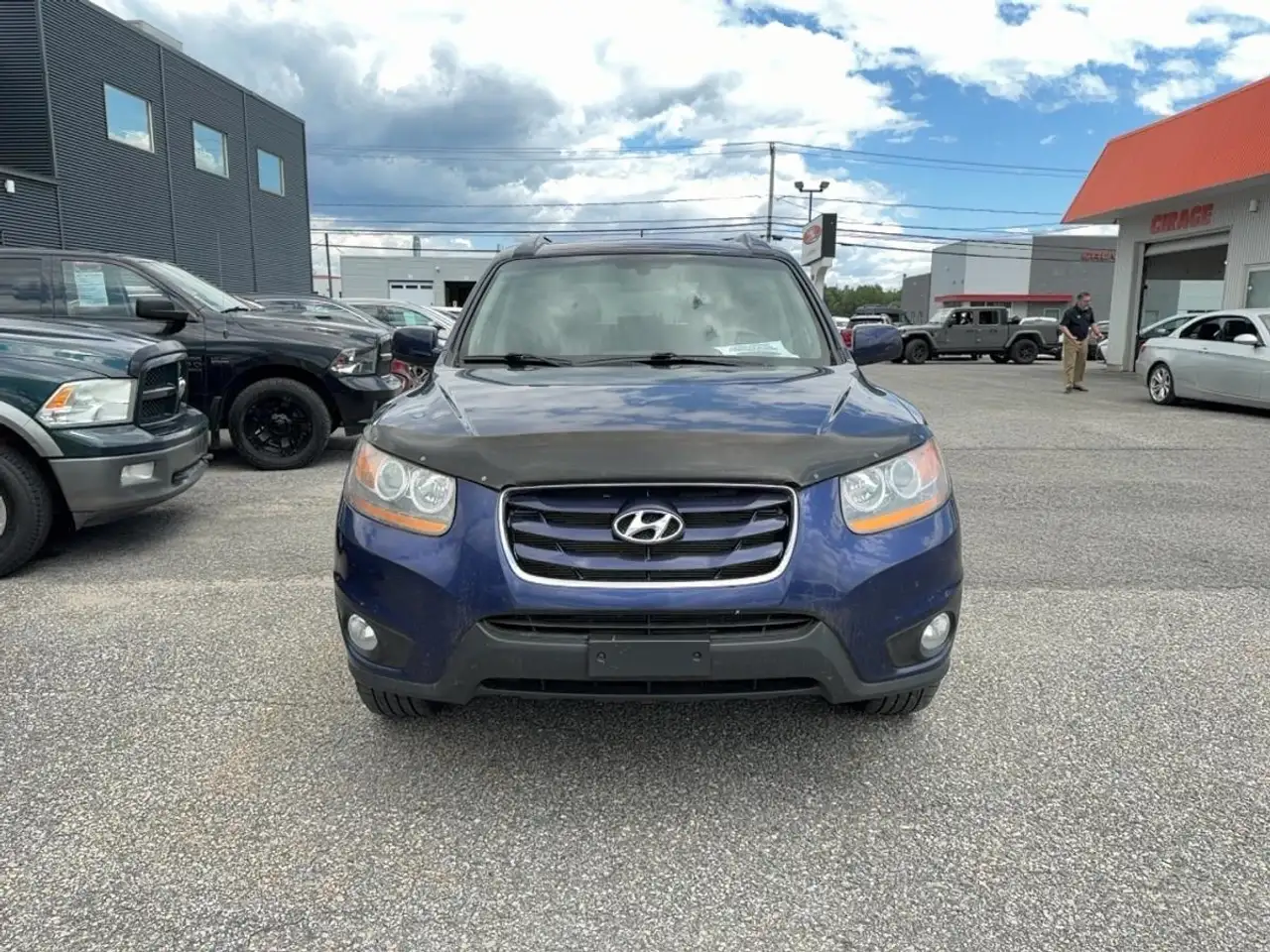 Hyundai SANTA FE photo Hyundai SANTA FE