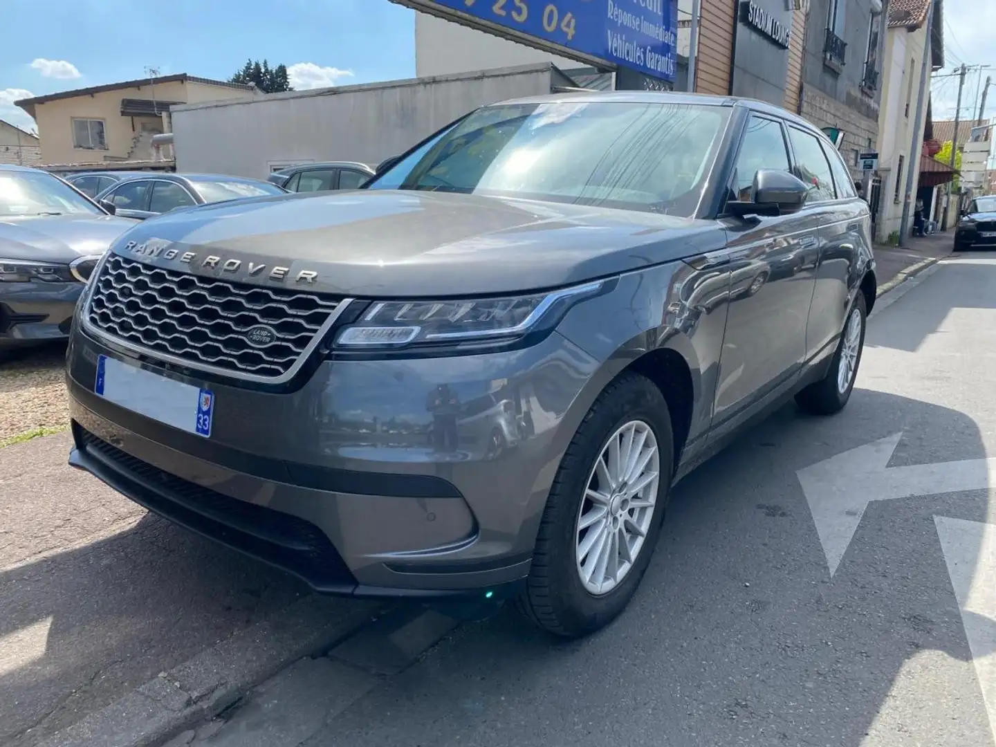 Land Rover Range Rover Velar RANGE ROVER VELAR 20D 180cv S AWD TOIT PANO Gris - 1