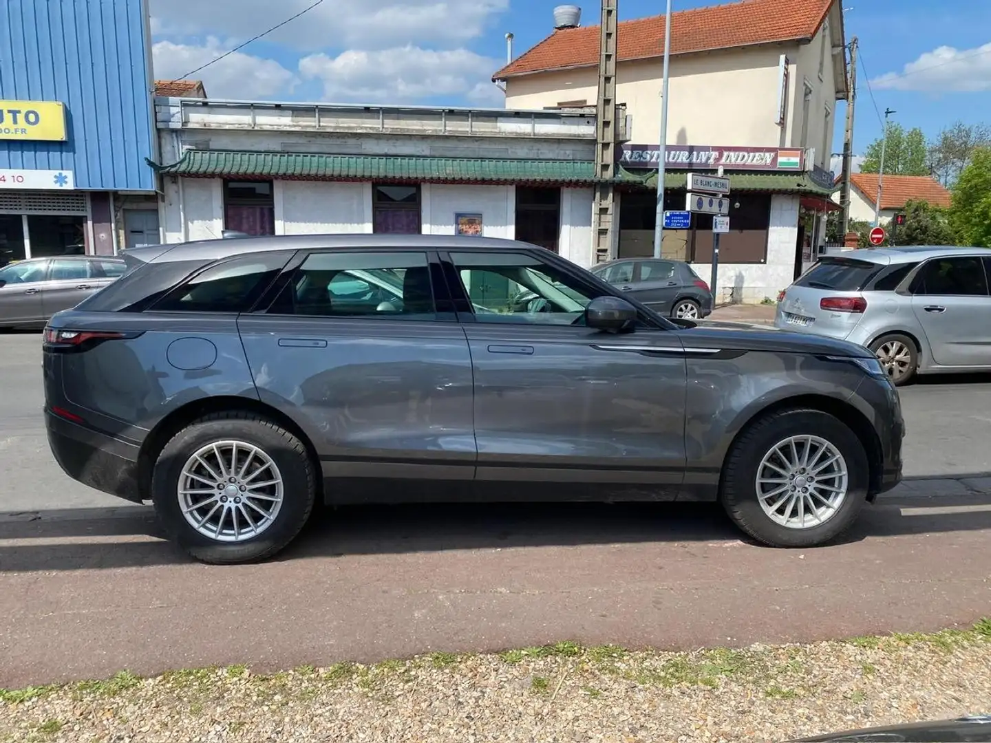 Land Rover Range Rover Velar RANGE ROVER VELAR 20D 180cv S AWD TOIT PANO Gris - 2