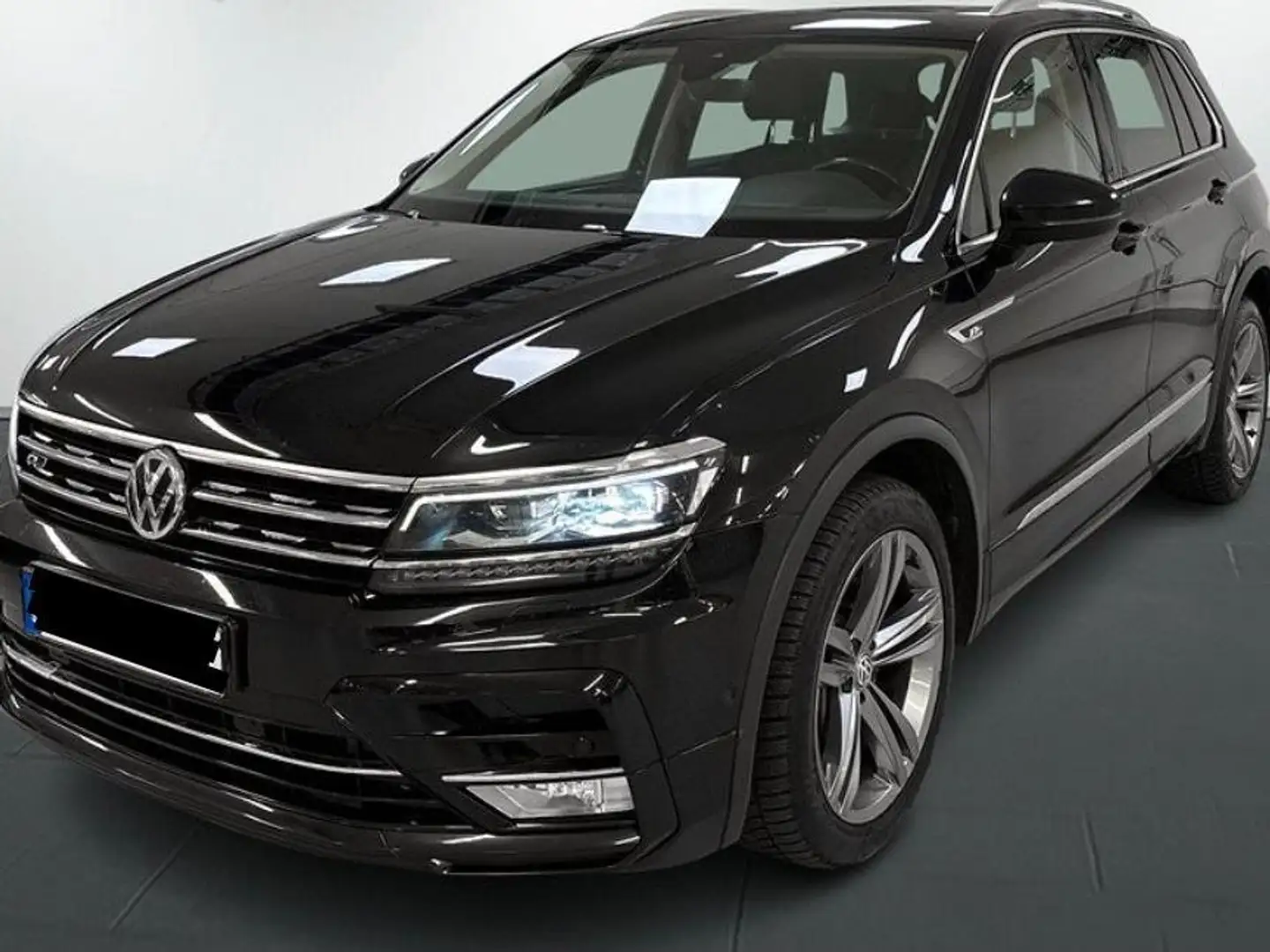 Volkswagen Tiguan Tiguan 2.0 TDI 190 DSG7 4Motion R LINE Zwart - 1
