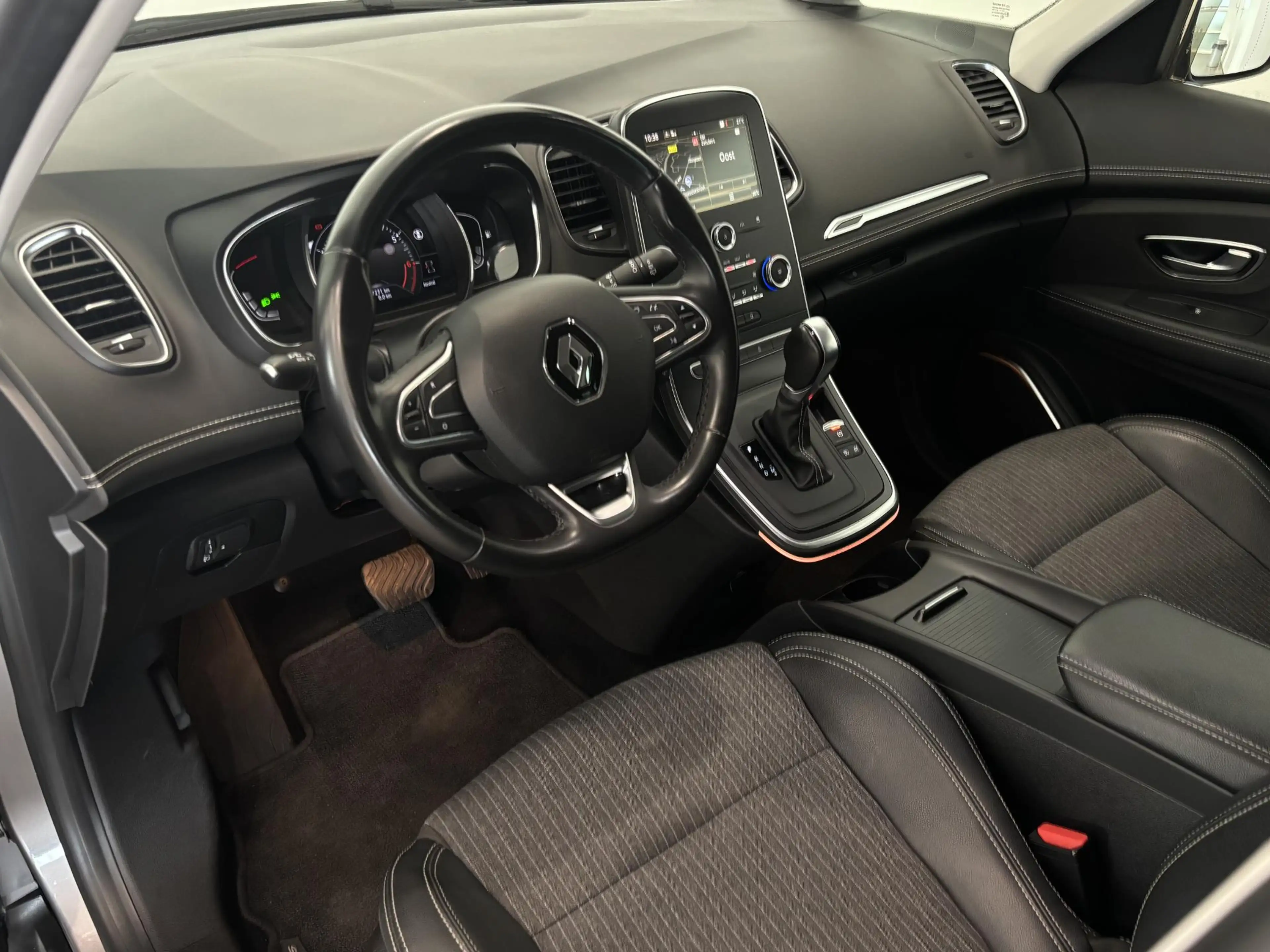 Renault Scenic 1.3 TCe Intens | Dode-hoek detectie | Cruise Contr — photo 24