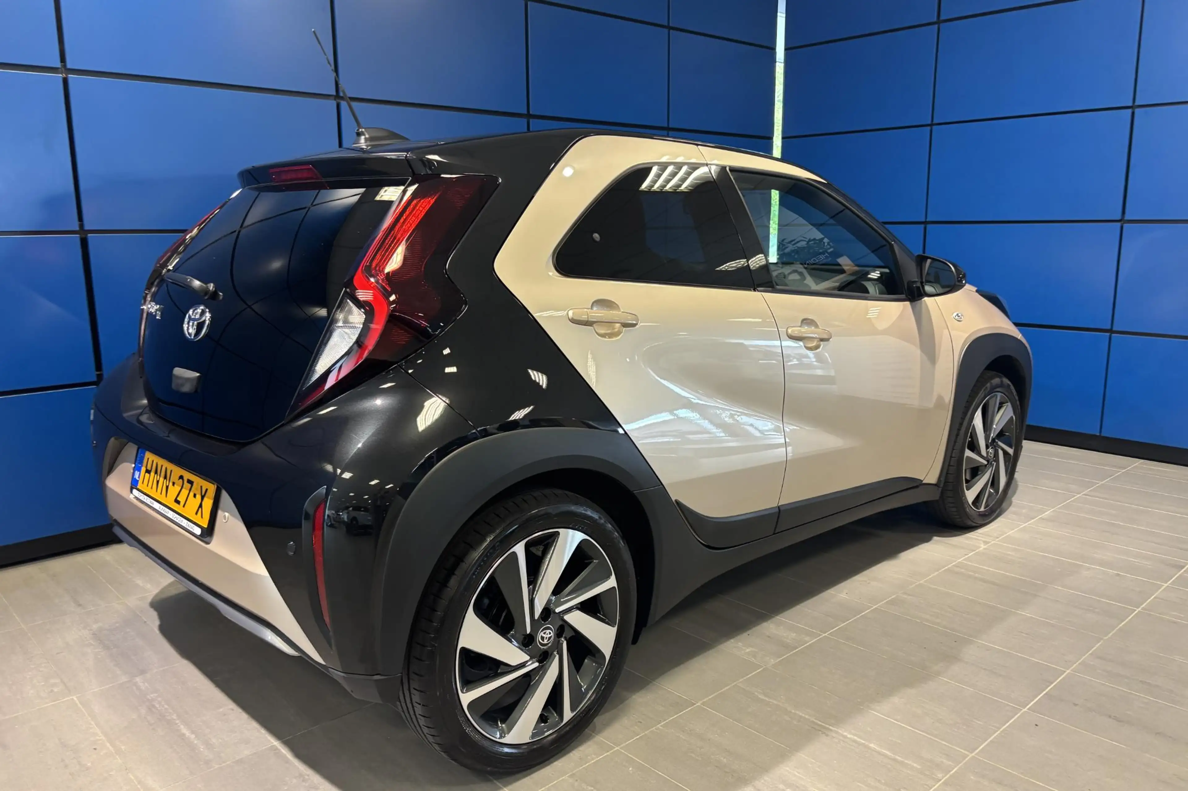 Toyota Aygo X 1.0 VVT-i S-CVT Automaat Envy — photo 7