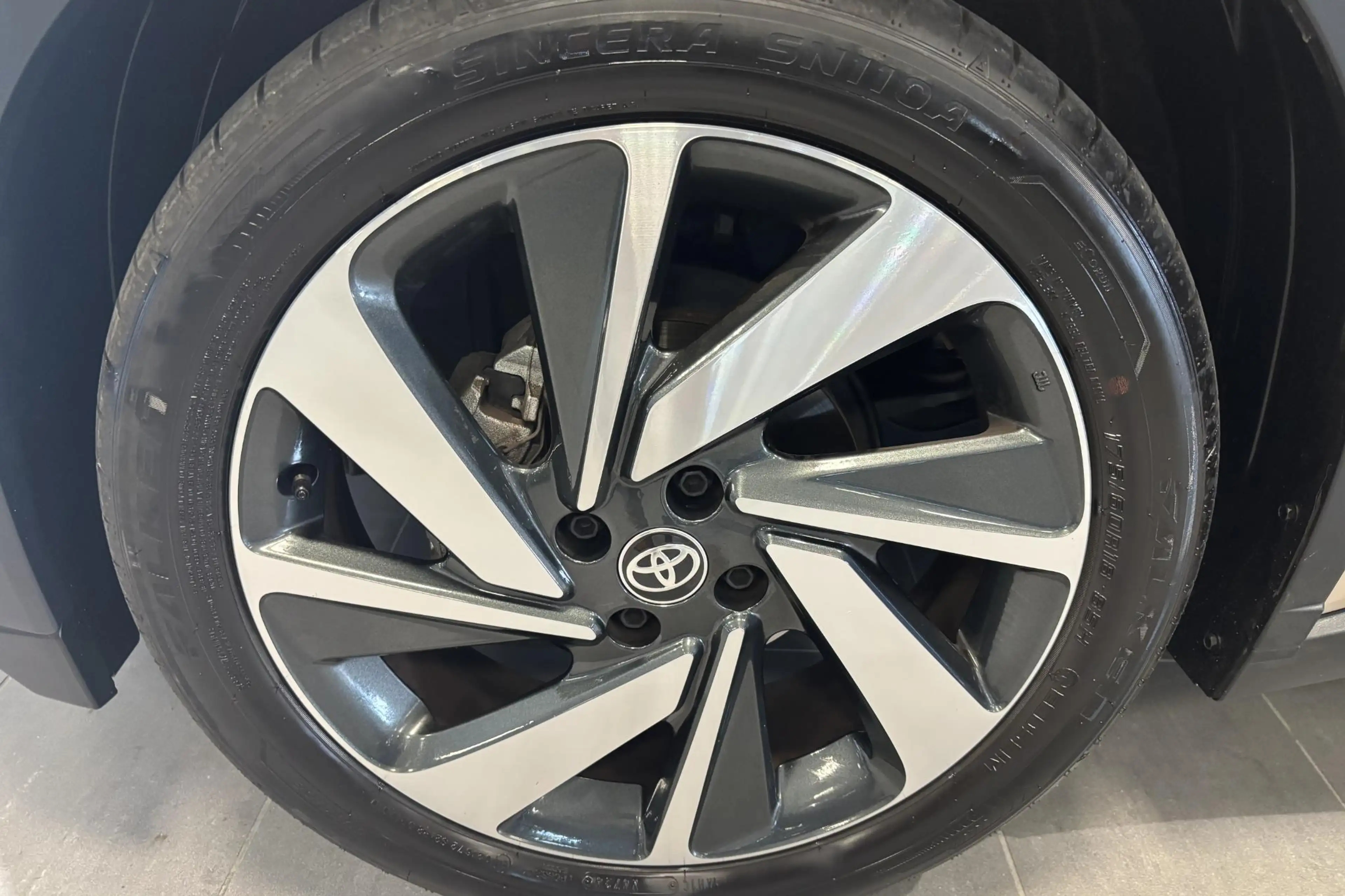Toyota Aygo X 1.0 VVT-i S-CVT Automaat Envy — photo 12