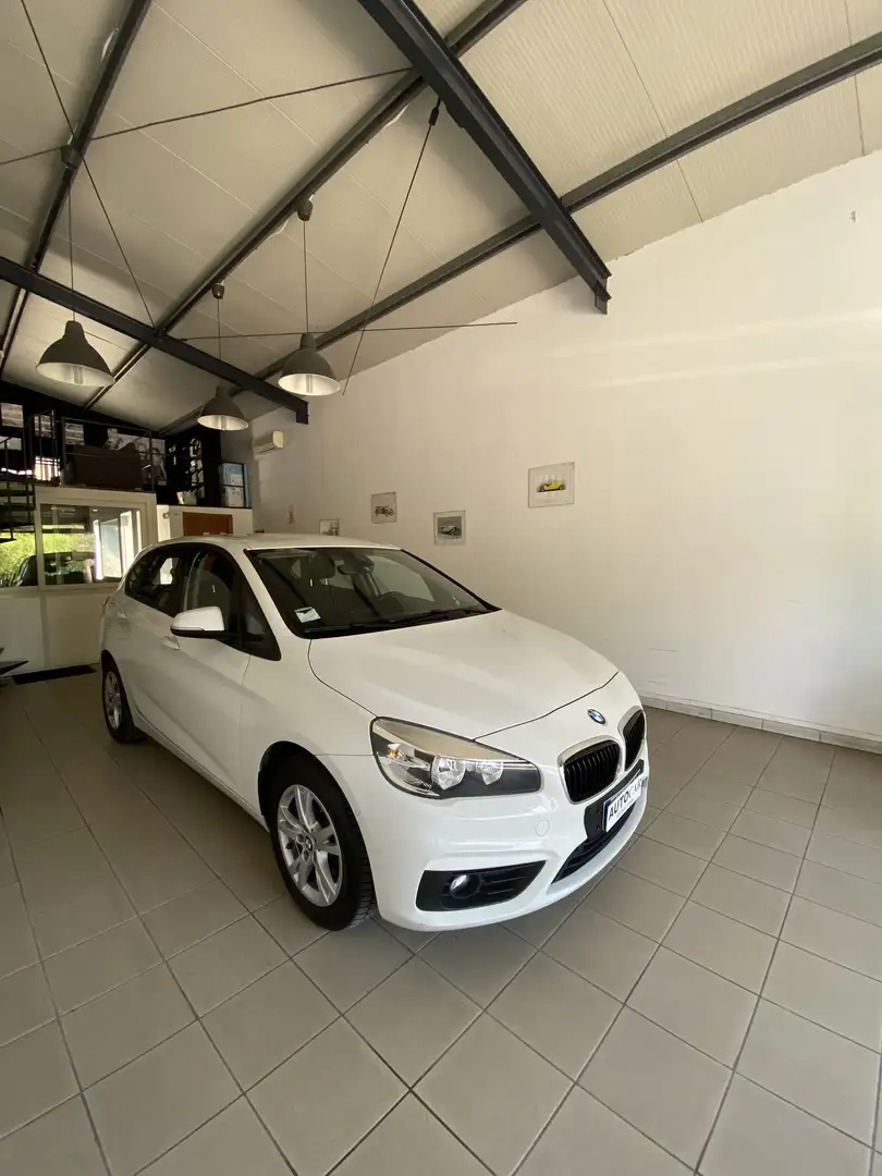 BMW 216 active - 2