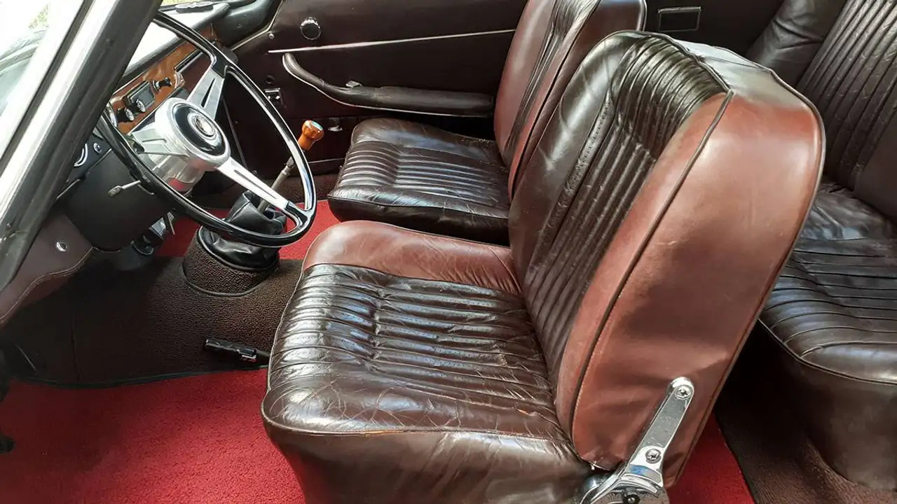 Alfa Romeo 2600 Coupè Sprint Bertone, foto 9
