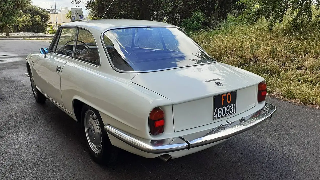 Alfa Romeo 2600 Coupè Sprint Bertone, foto 5
