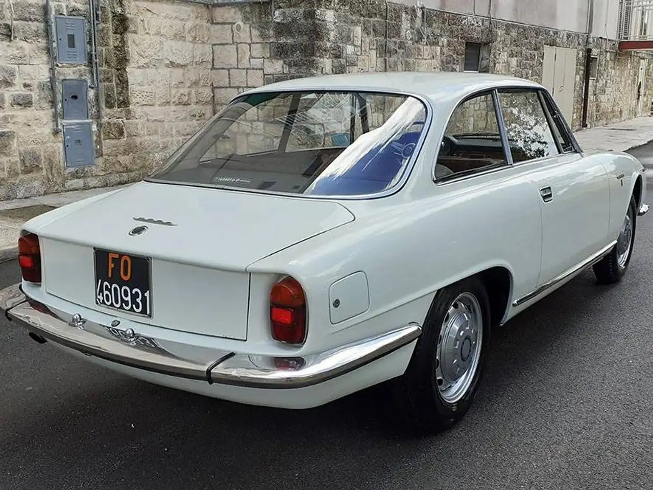 Alfa Romeo 2600 Coupè Sprint Bertone, foto 2