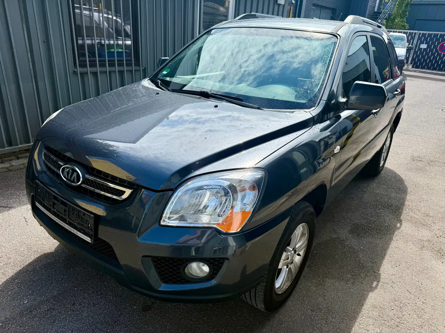 Kia Sportage 2.0 TÜV+SERVICE NEU 2.Hand Gris - 1