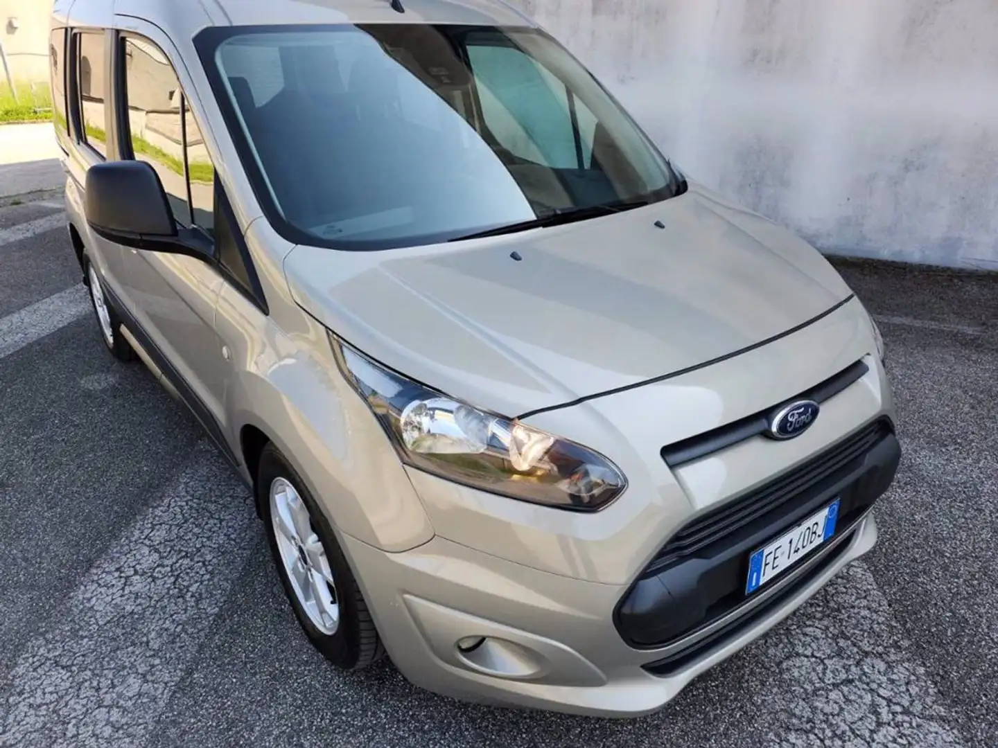 Ford Tourneo Connect 1.6 TDCi Plus Grey - 2