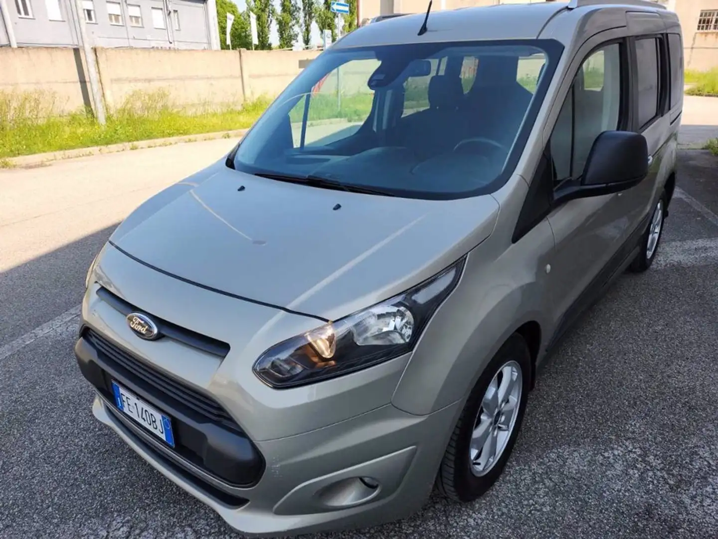 Ford Tourneo Connect 1.6 TDCi Plus Szary - 1
