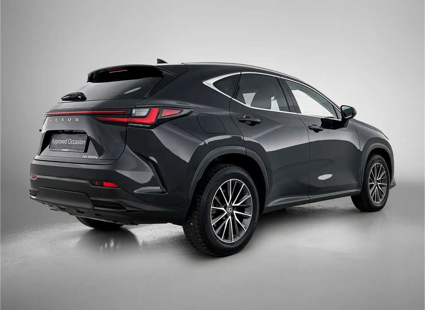 Lexus NX 450h+ AWD Launch Edition | Stoel en stuurverwarming | BT Noir - 2