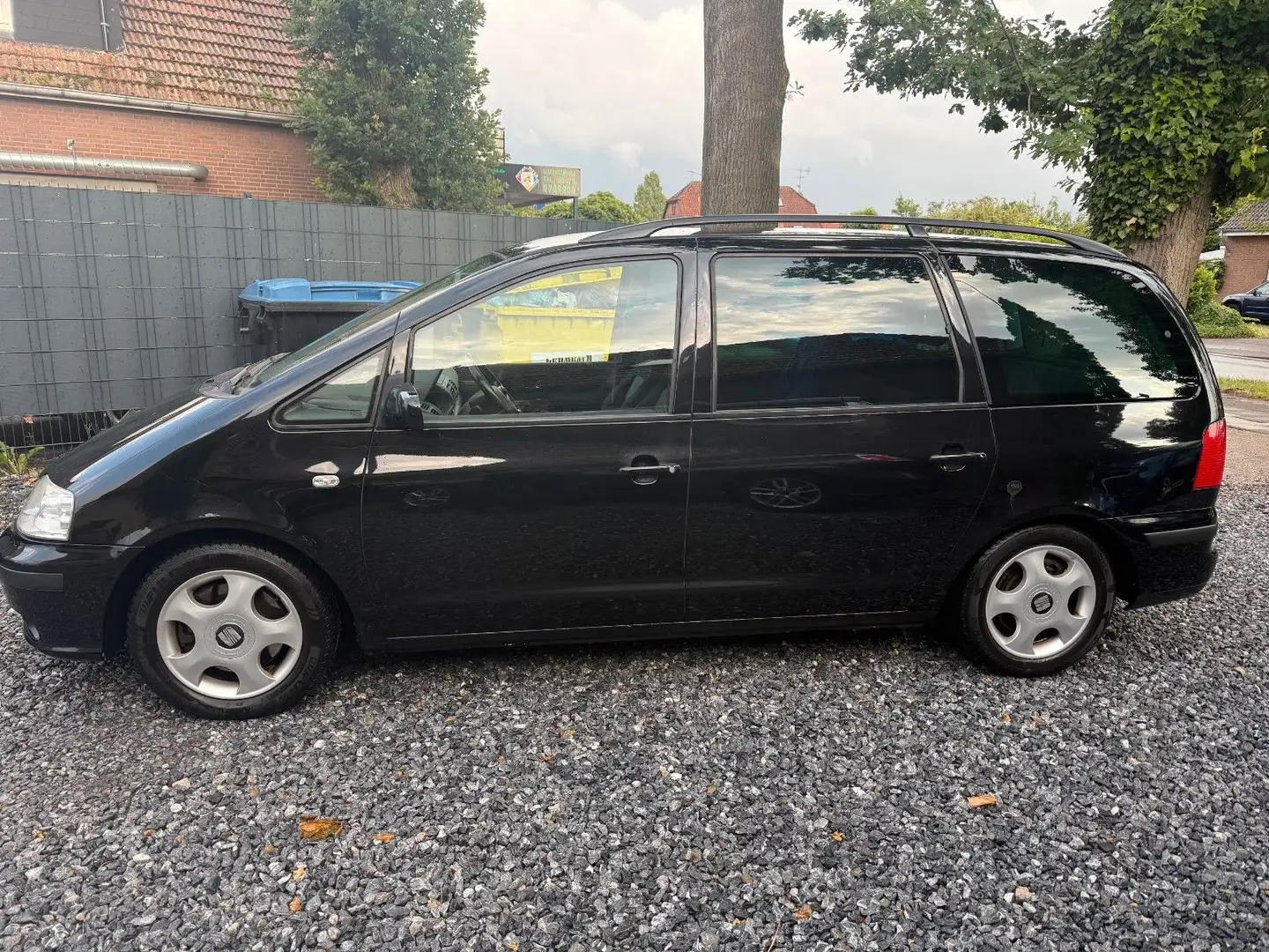 SEAT Alhambra 2.8 VR6 Sport+LPG Gas+7 Sitze+Xenon+AHK Schwarz - 2