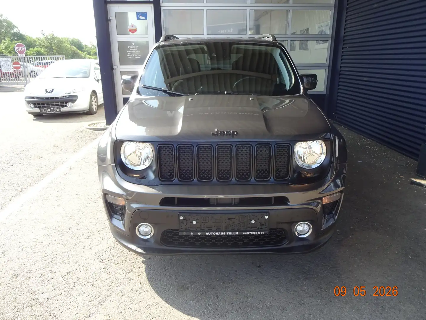 Jeep Renegade 1,3 DDCT 150 Limited Limited Grau - 2