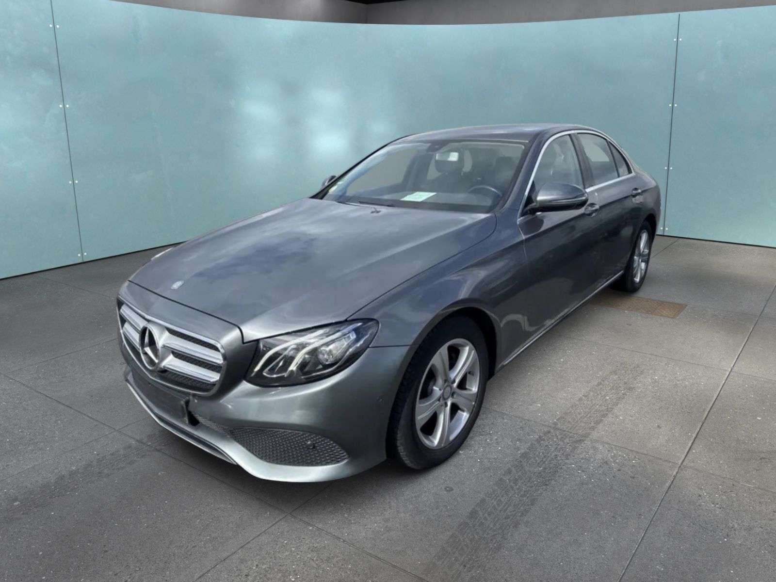 Second hand Mercedes Benz E-Class 200
