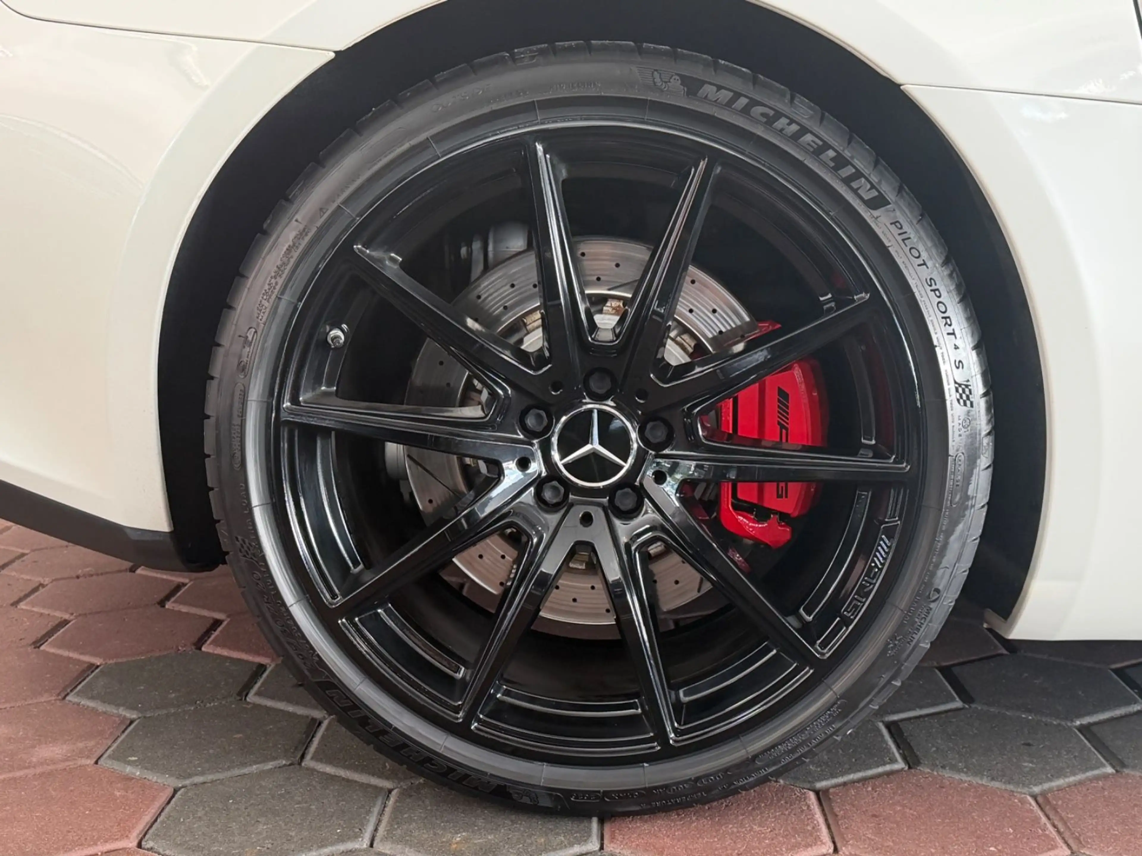 Mercedes-Benz AMG GT Coupe V8*ACC*PERFORMANCE*BUR*DYNAMIC+ — photo 9