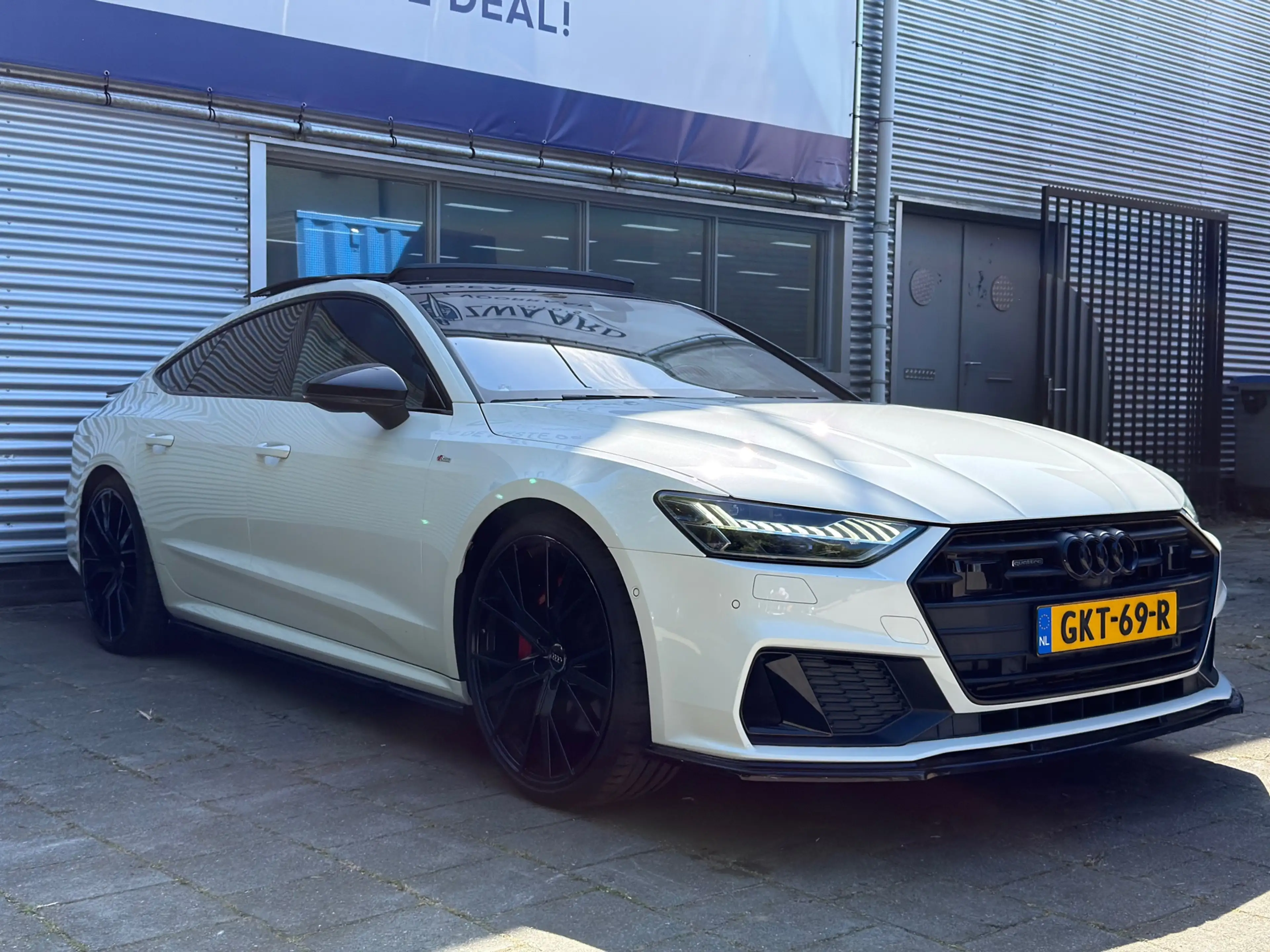 Audi A7 Sportback 55 TFSI e quattro Competition Maxton 100 — photo 3