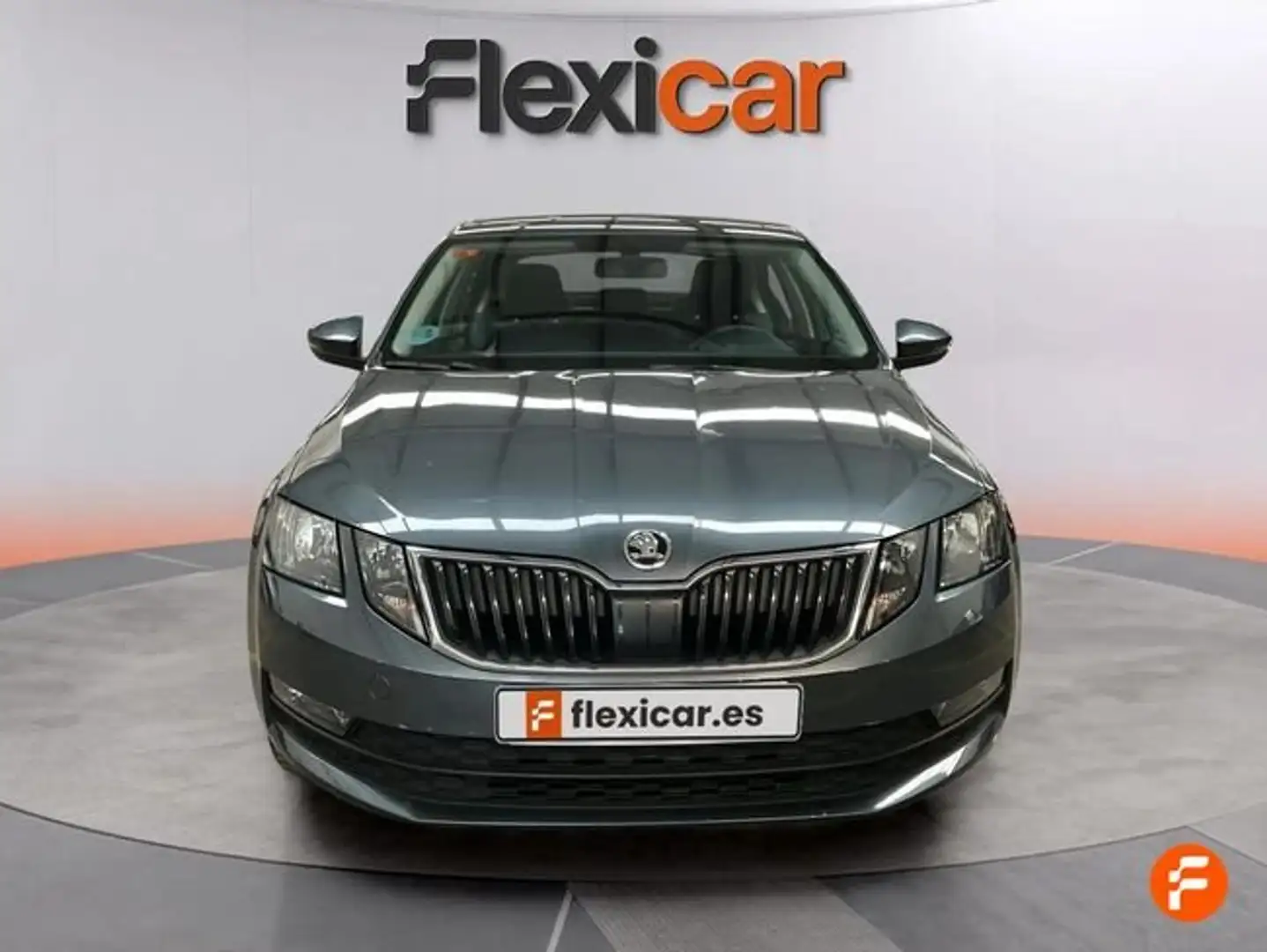 Skoda Octavia 1.6TDI CR Style Gris - 2