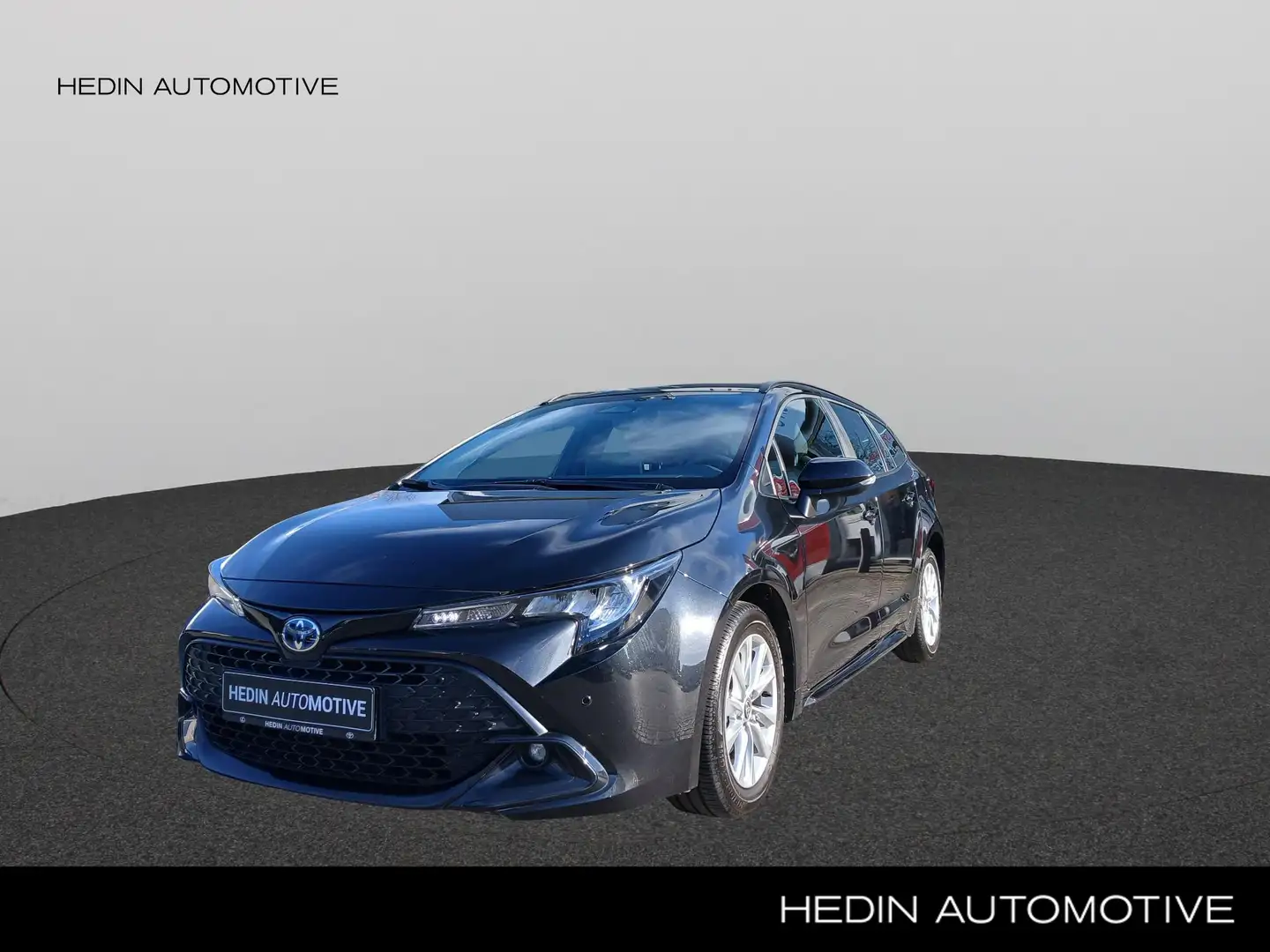 Toyota Corolla Touring Sports 1.8 Hybrid Dynamic e-CVT - 1