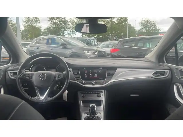 Opel Astra view 9