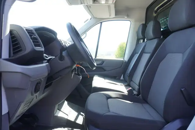Volkswagen Crafter view 8