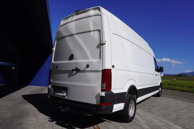 Volkswagen Crafter view 5