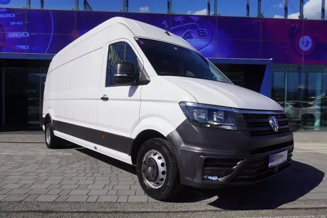 Volkswagen Crafter view 3