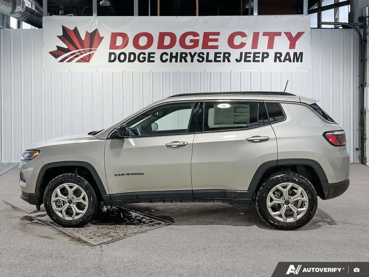 Jeep Compass снимка Jeep Compass