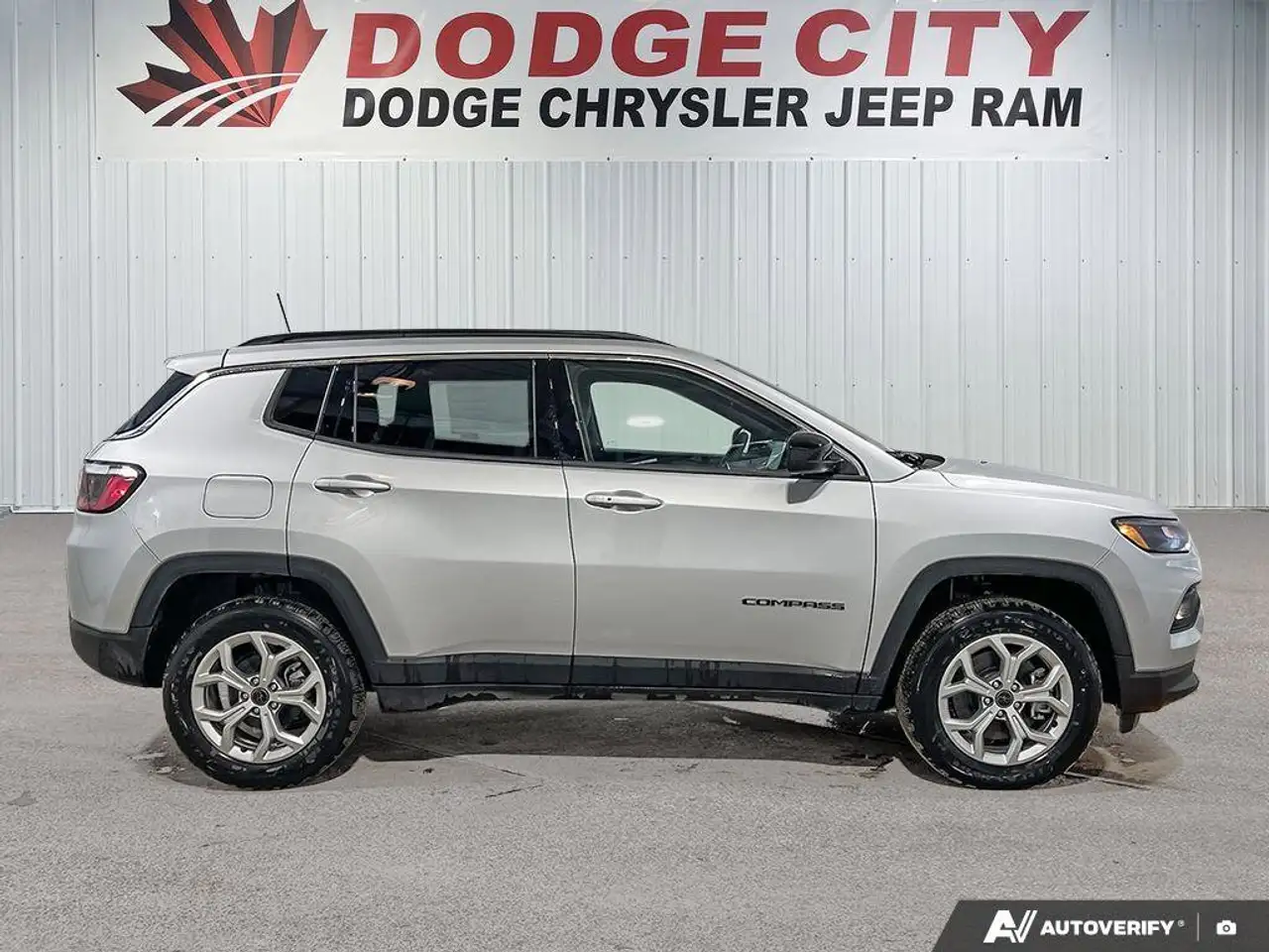 Jeep Compass снимка Jeep Compass