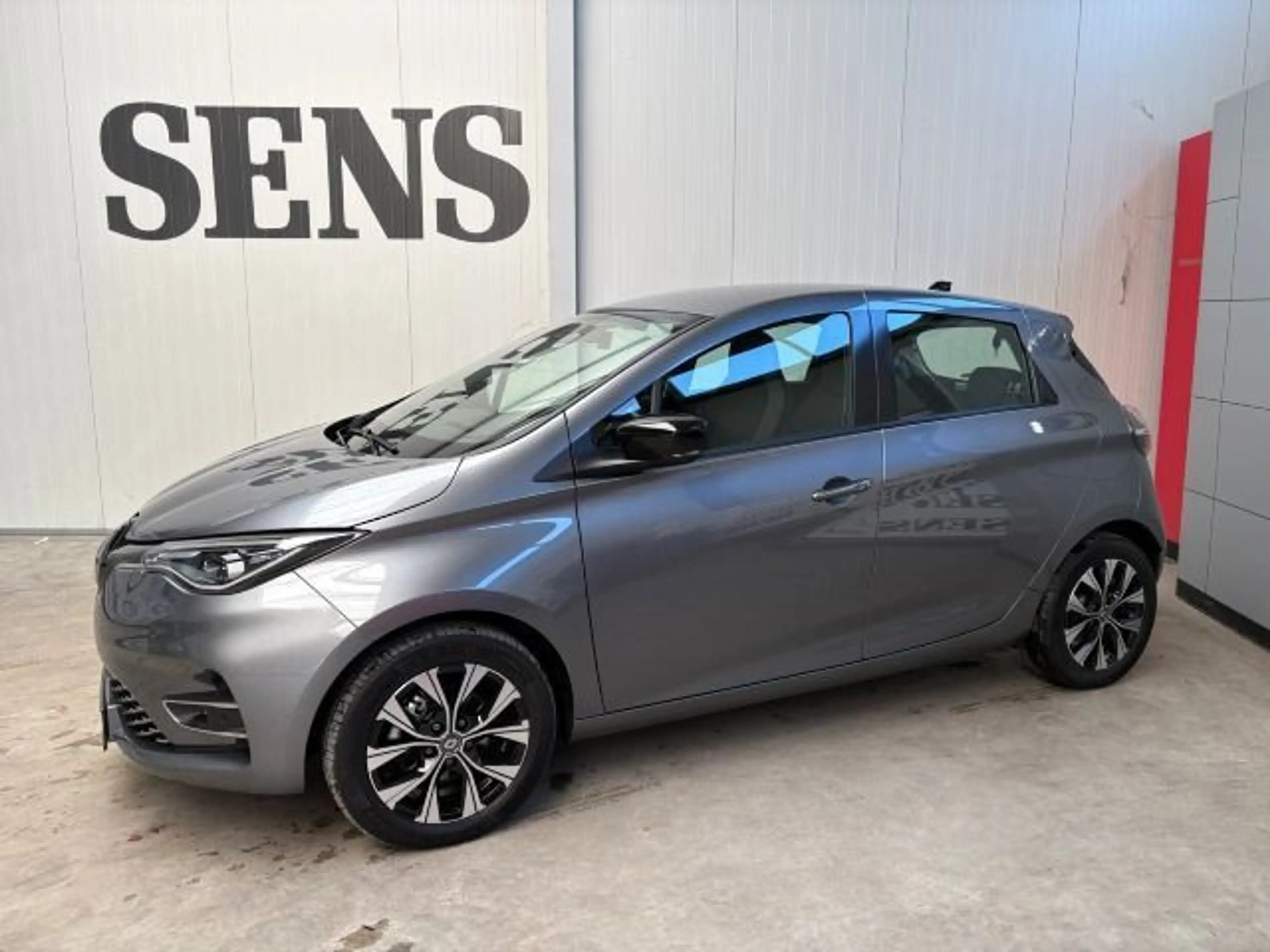 Renault ZOE Zoe R135 Evolution R135/ EV50 — photo 2