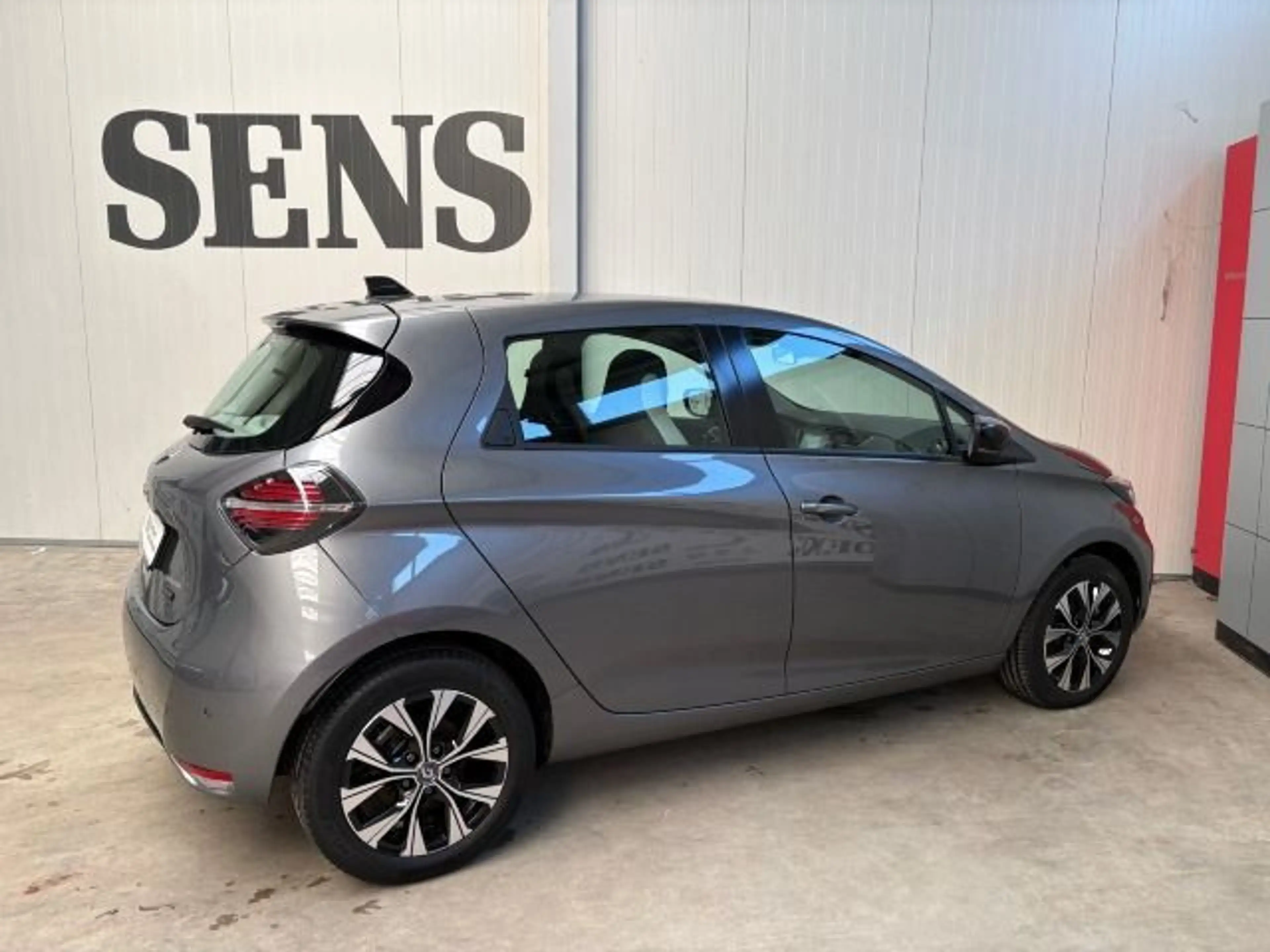 Renault ZOE Zoe R135 Evolution R135/ EV50 — photo 4
