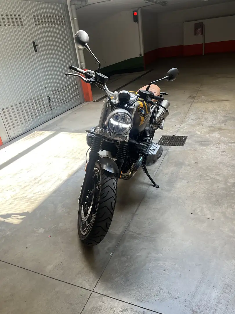 BMW R nineT Scrambler - 2