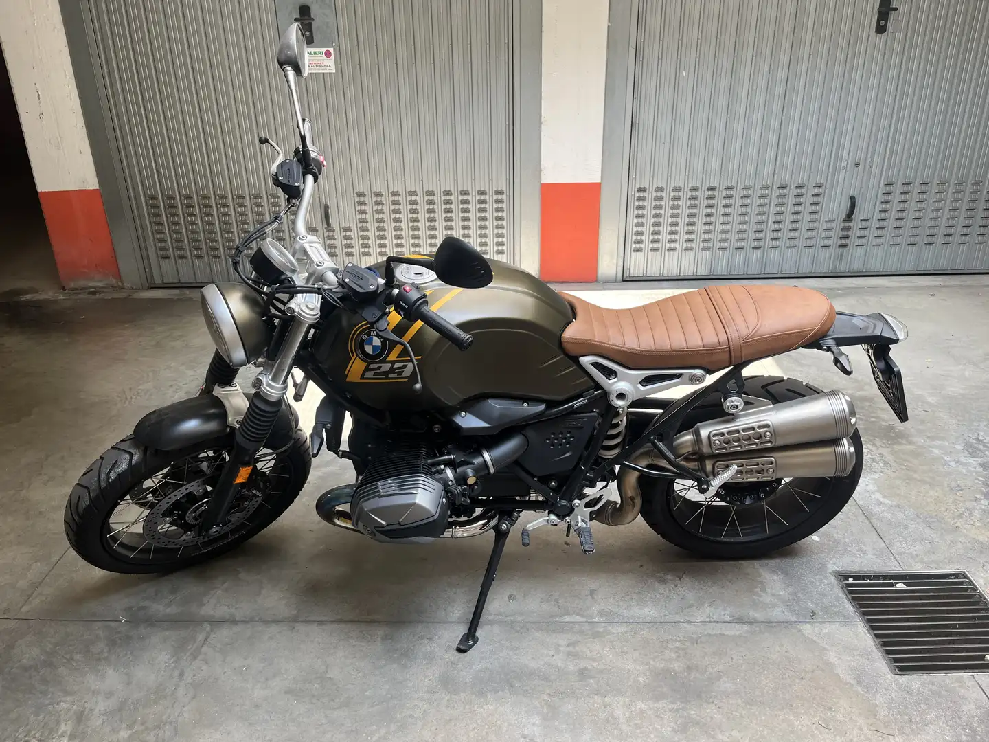 BMW R nineT Scrambler - 1