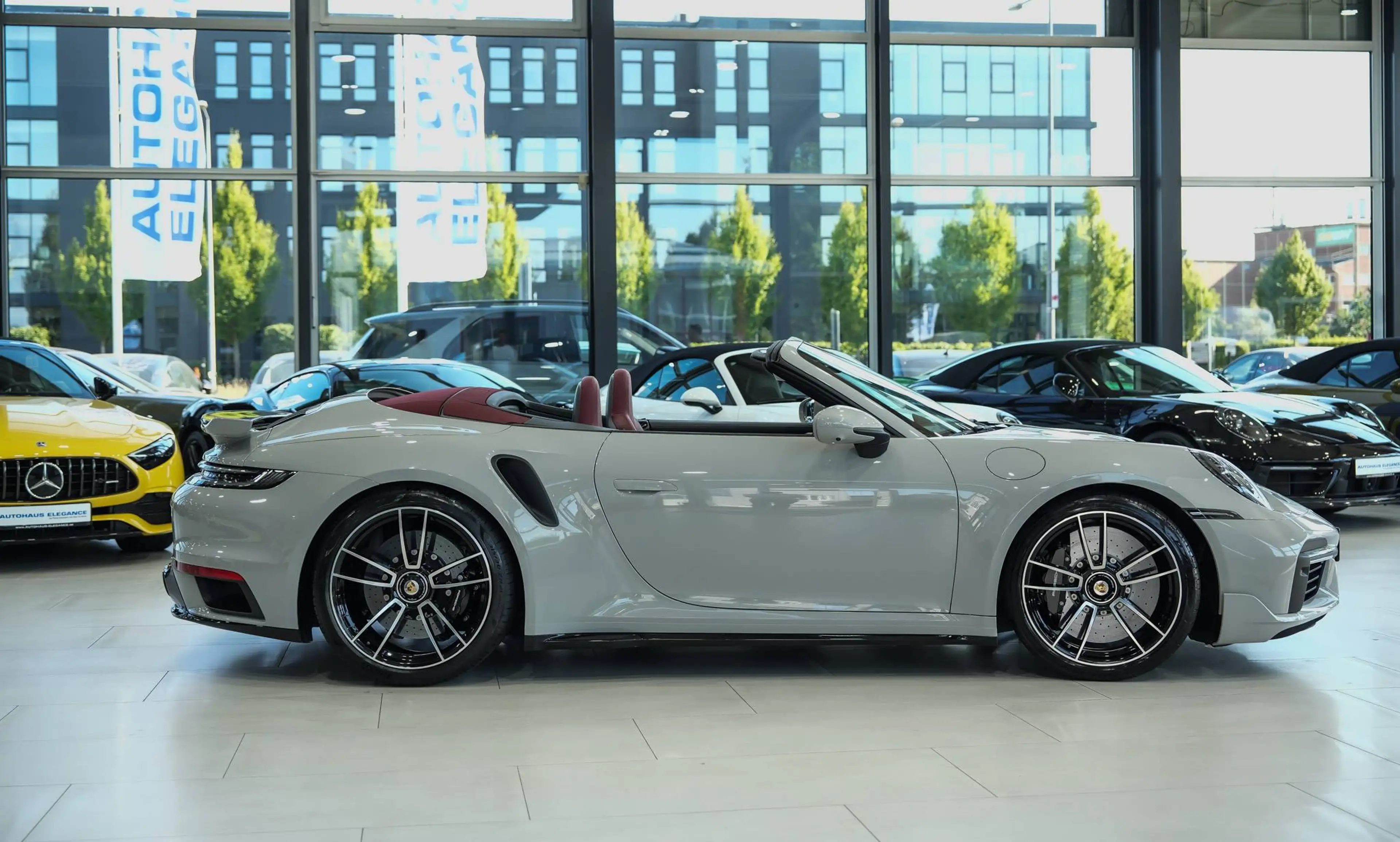 Porsche 911 Turbo S Cabriolet*CARBON-INT*LIFT*KERAMIK*18-WEGE*BOSE — photo 6