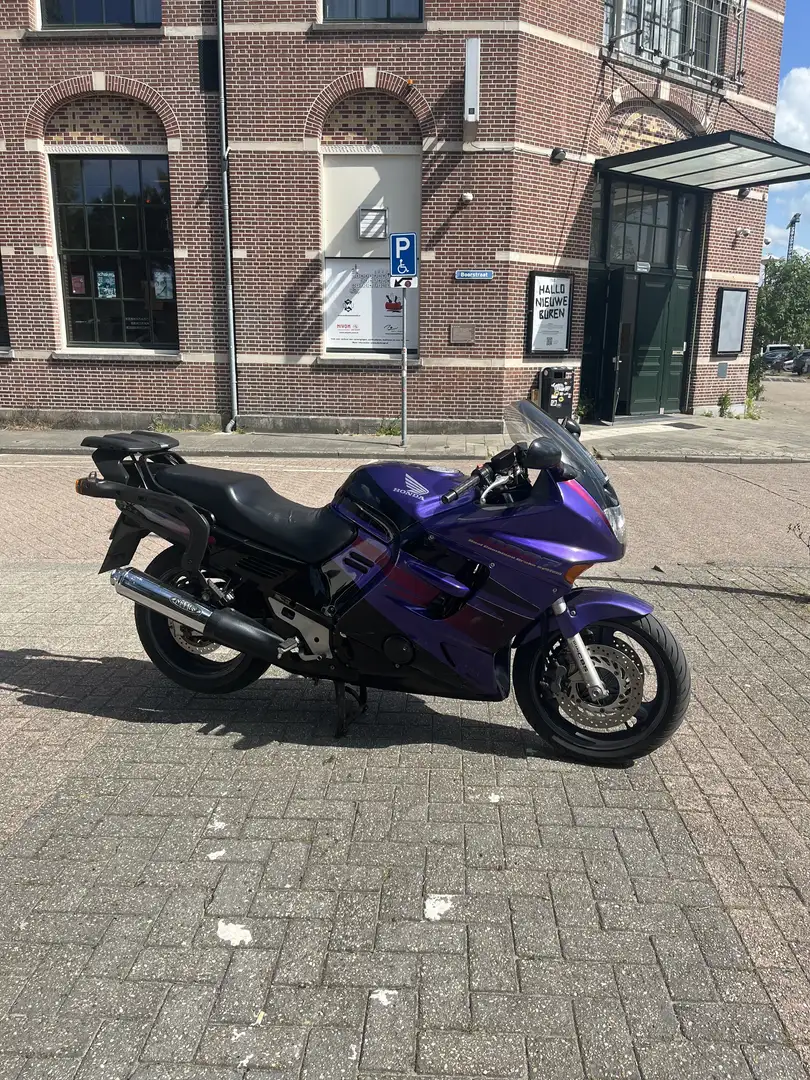 Honda CBR 1000 F - 2