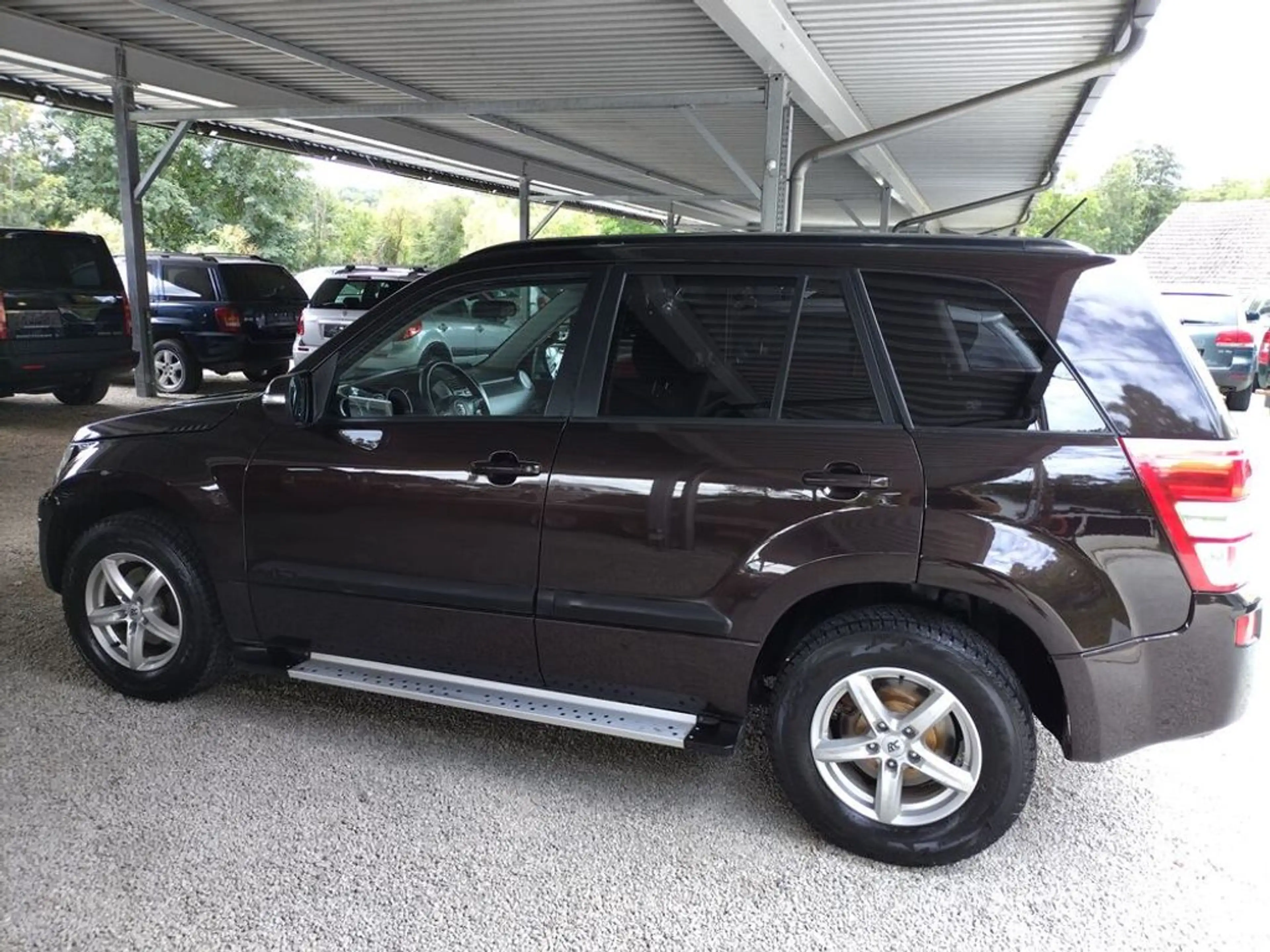 Suzuki Grand Vitara Grand 1,9 DDiS VX-E Deluxe !1.Besitz! — photo 7