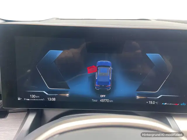 BMW 5 Series view 9