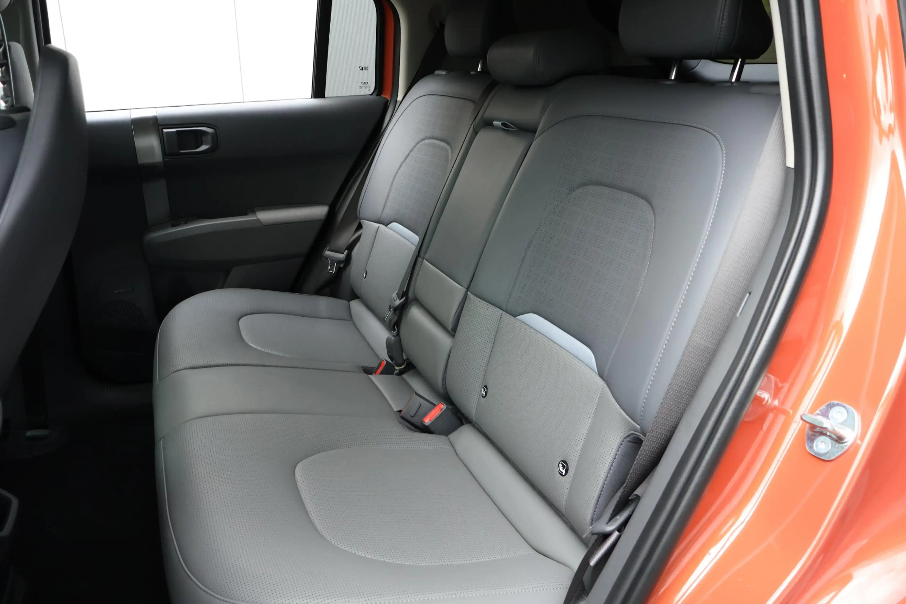 Kia EV3 Plus Advanced 81.4 kWh / Pano / Stuur en stoelverw — photo 14