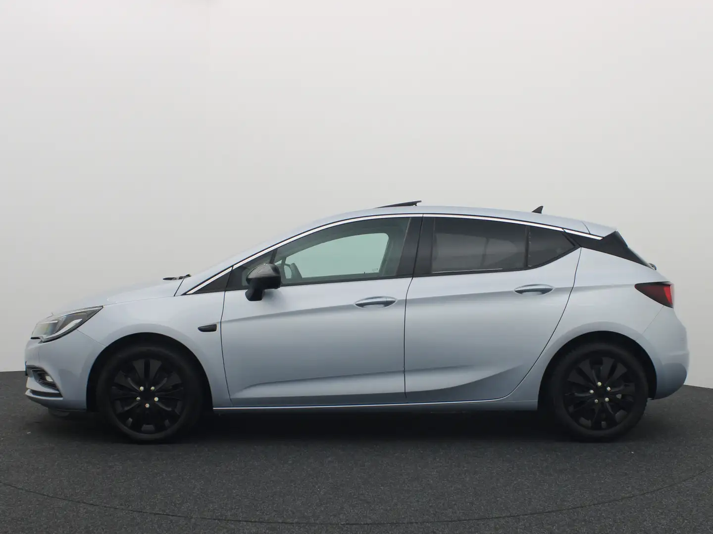 Opel Astra 1.6 CDTI Business+ SCHUIFDAK / CAMERA / NAVI / CAR Grijs - 2