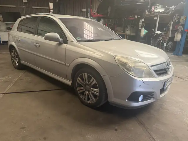 Opel Signum