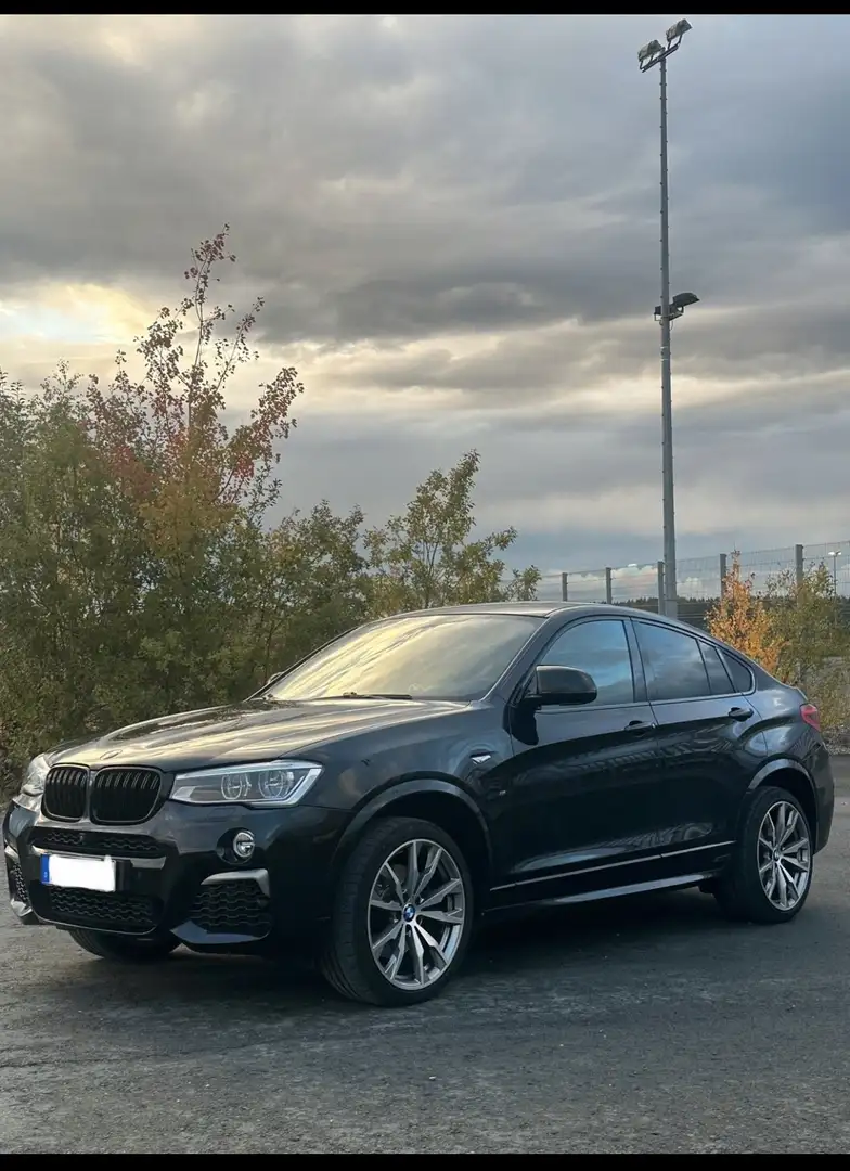 BMW X4 M M40i Fekete - 1
