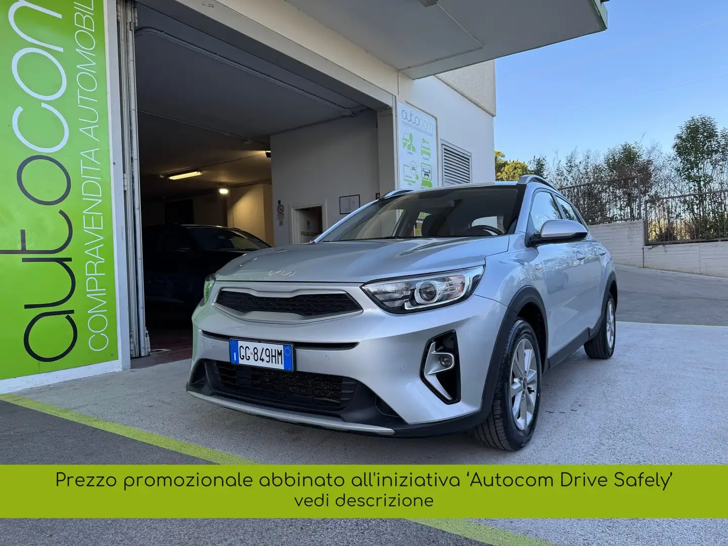 Kia Stonic 1.2dpi Style Smart Pack GPL GARANZIA 24 MESI PROMO Argento - 1