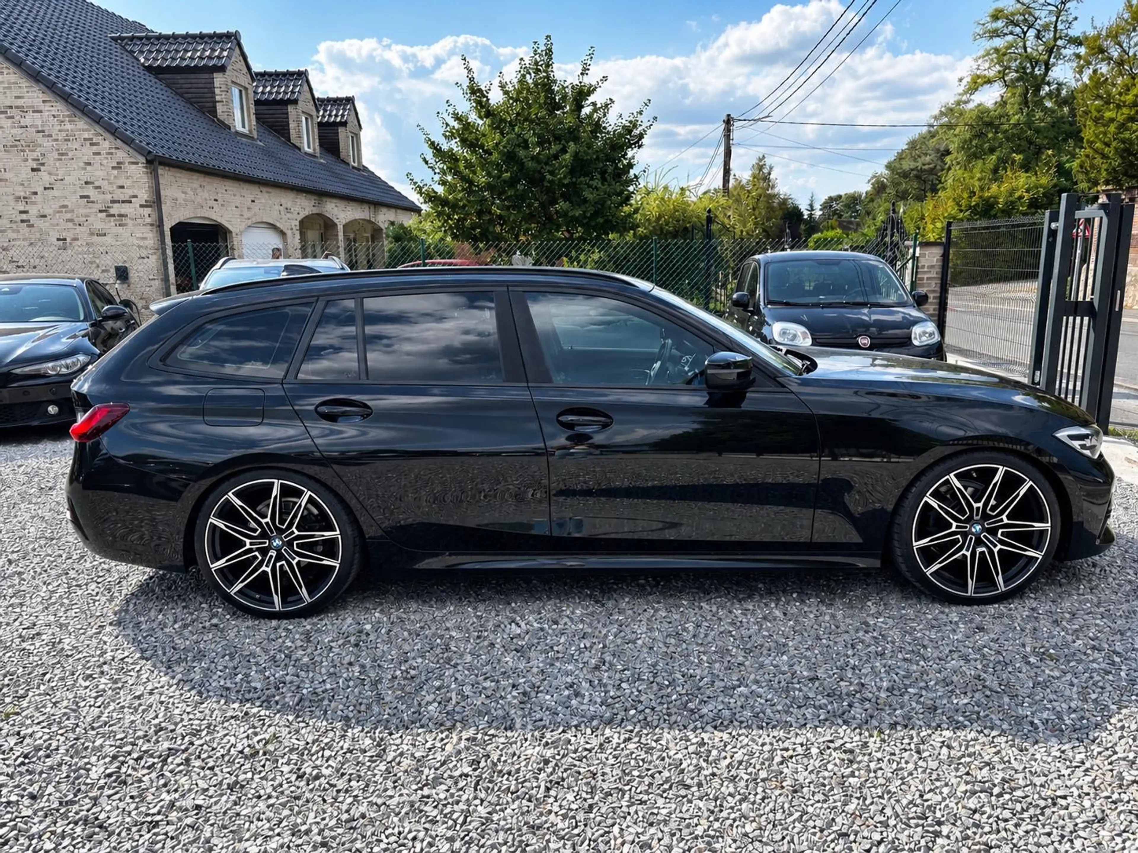 BMW 318 PACK M * ÉTAT SHOWROOM * GARANTIE 12-36 MOIS — photo 4